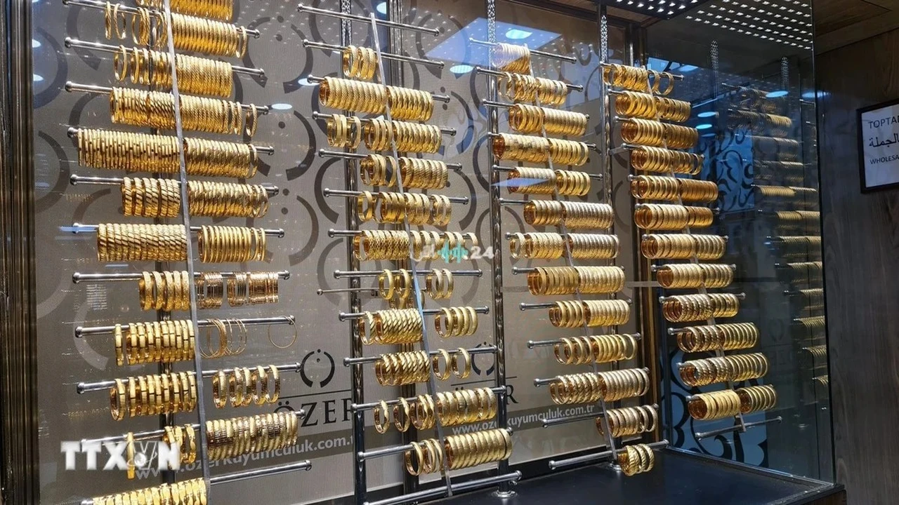 أسعار الذهب تسجل أول انخفاض ربع سنوي منذ 2024.